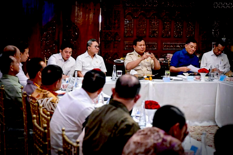 Presiden Prabowo Gelar Rapat di Kertanegara, Bahas Ketahanan Pangan hingga Perbaikan MBG
